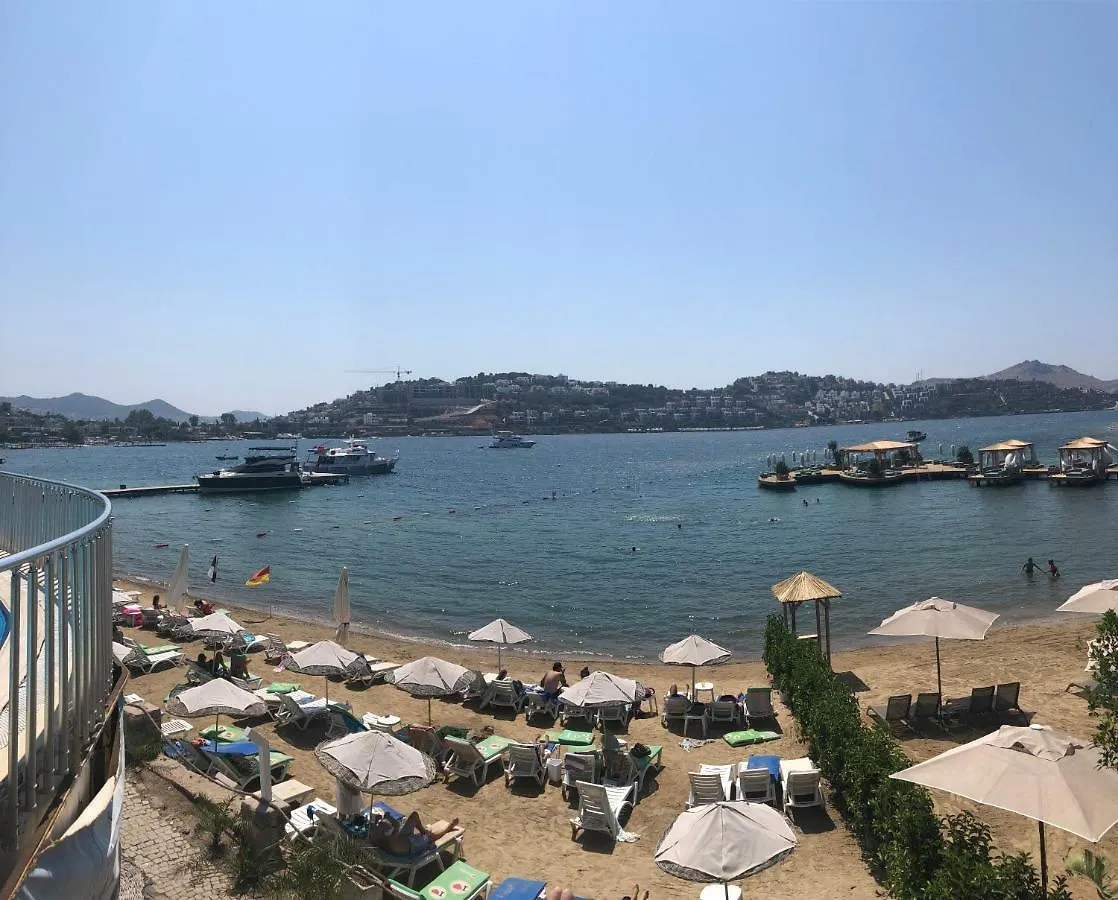 Feriehus Tilkicik Yali Daireleri Club Flipper Yalikavak Bodrum